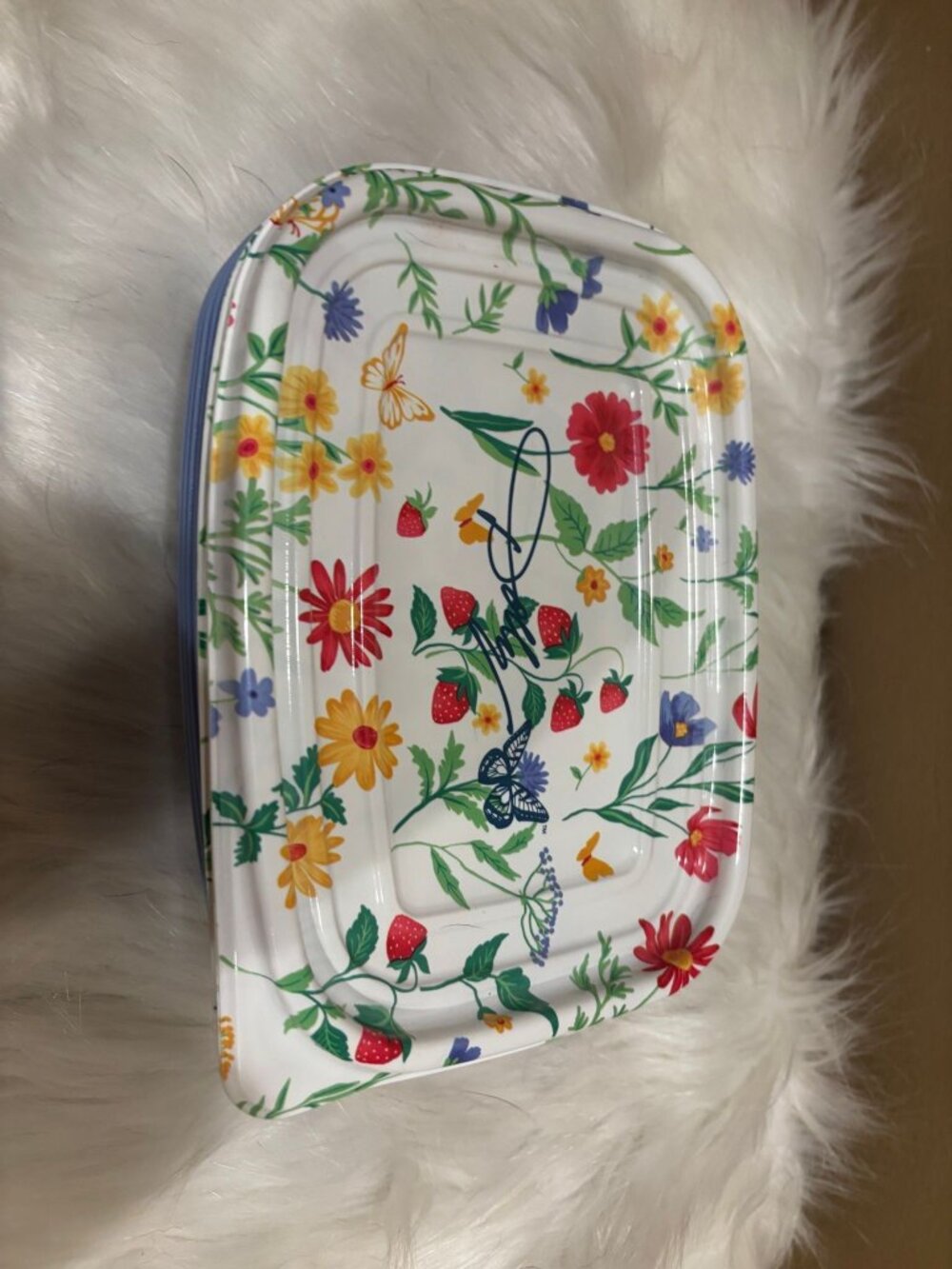 Dolly Floral Tupperware